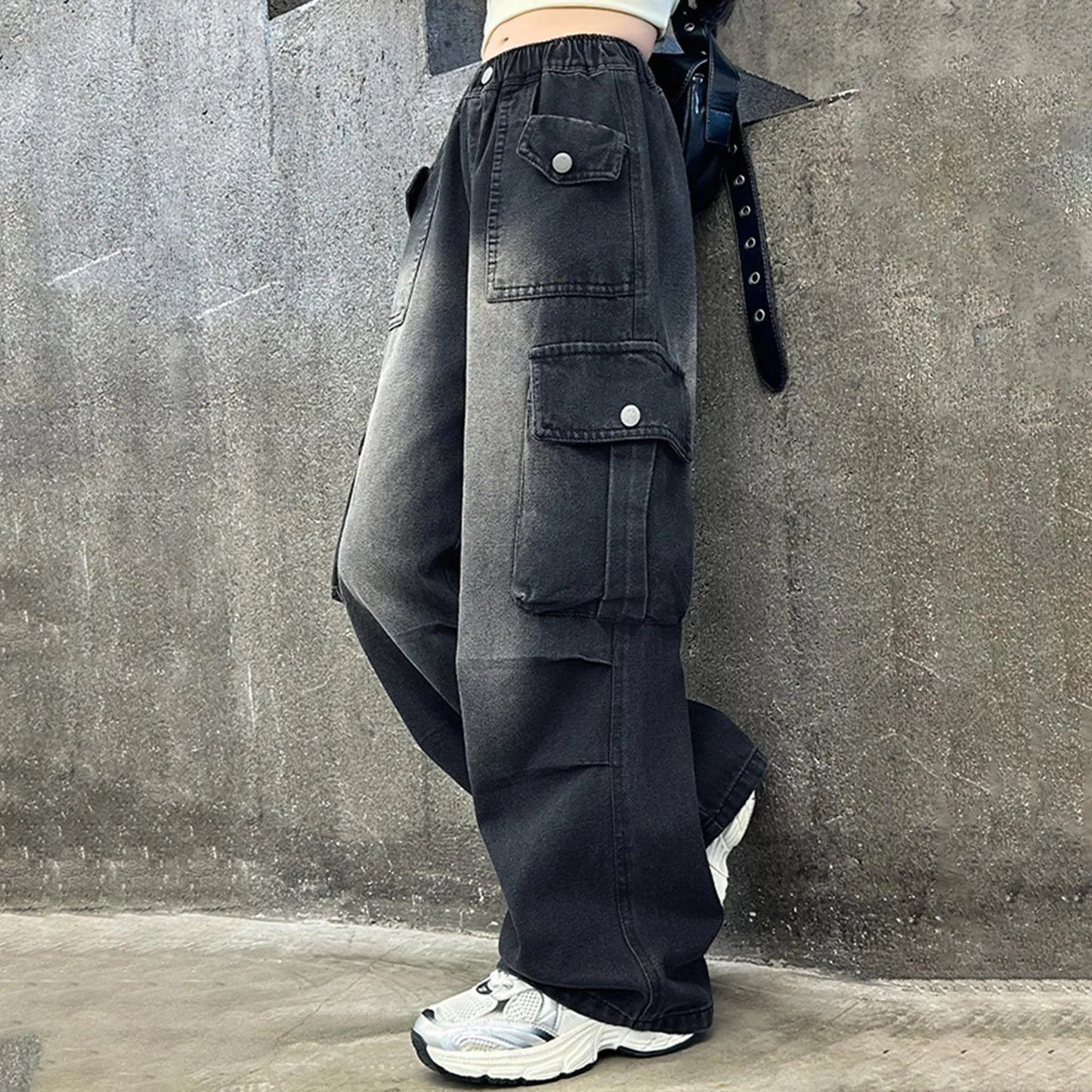 Girls Oversized Jeans Middle And Large Children Fashionable Overalls Vintage Denim With Big Pockets Spring Autumn Girl Trousers